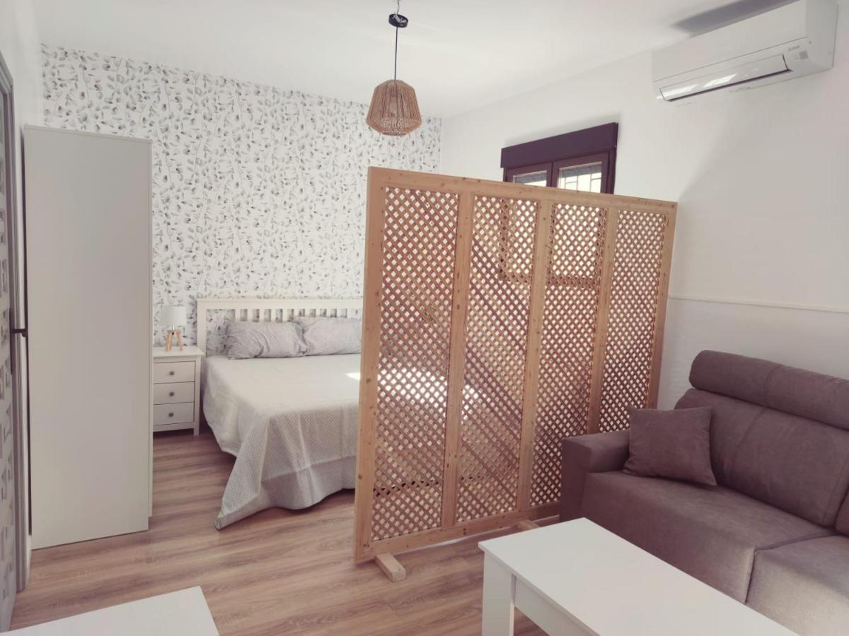 Los Patos Appartement Villafranca de los Caballeros Buitenkant foto